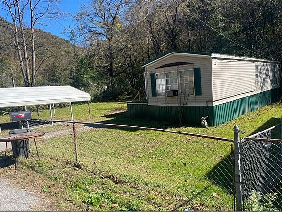 2nd image of 663 Middle Patch Rd