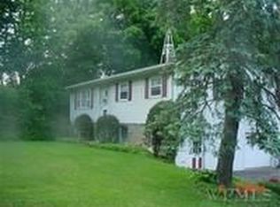 2172 New Hackensack Rd, Poughkeepsie, NY 12603