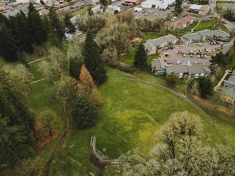 MeadowBrook Apartments — Photo 11