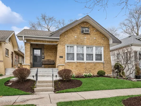 2448 W Coyle Ave, Chicago, IL 60645