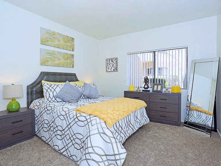 Parc West Apartments — Photo 10