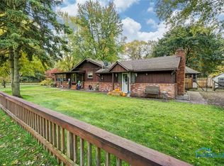 1252 Albon Rd, Holland, OH 43528