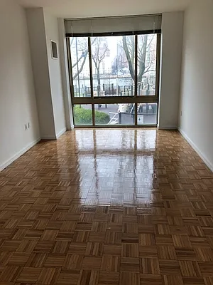 Rented by Bozzuto Management | media 28