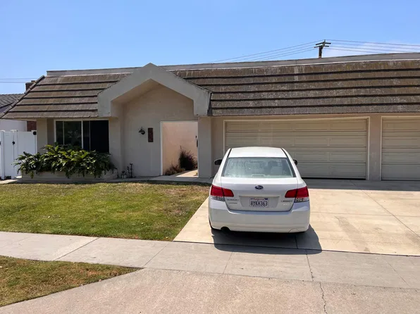 1553 Wintergreen Pl APT A, Costa Mesa, CA 92626