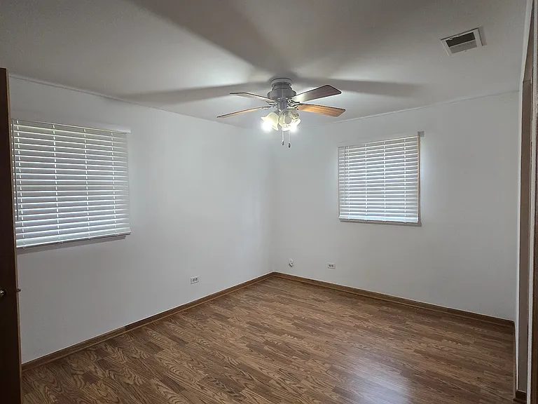 1832 W Weathersfield Way — Photo 8