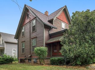 263 W Illinois Ave, Aurora, IL 60506