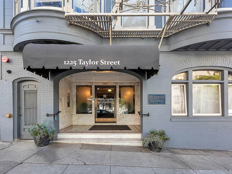 1225 Taylor — Photo 3