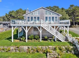 132-140 W Watts Way, Cannon Beach, OR 97110