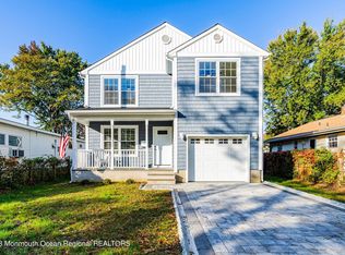266 Van Dorn St, Keyport, NJ 07735