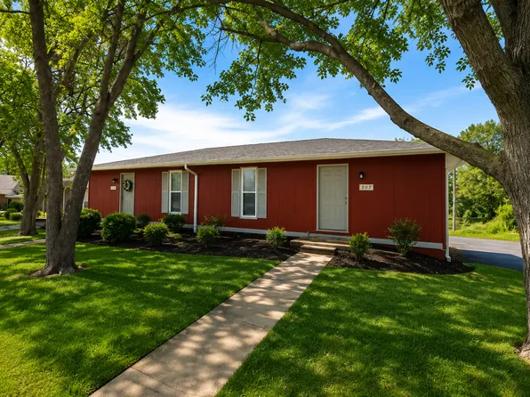 207 Wheaton Ct, Columbia, MO 65203