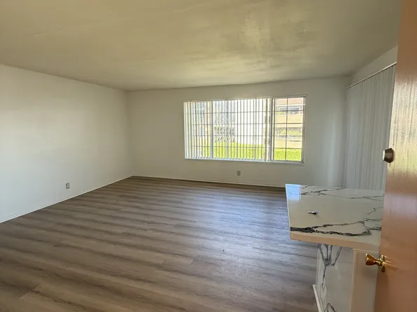 1001 Hammond St, West Hollywood, CA