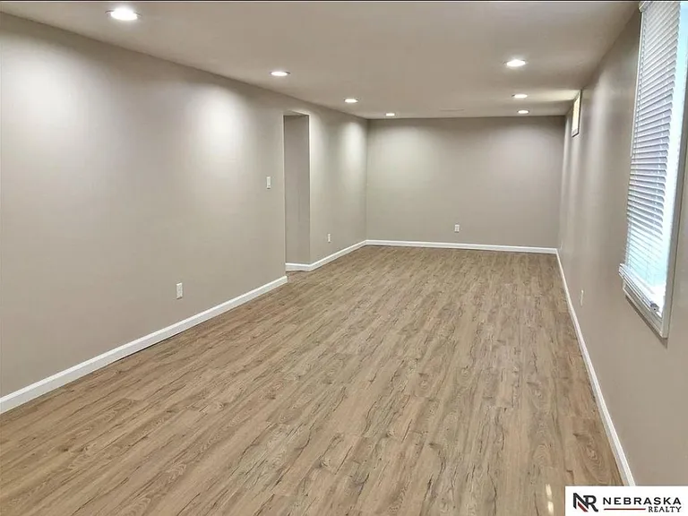7736 Charles St — Photo 16