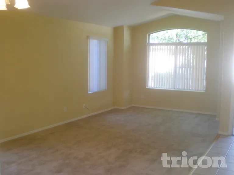 11363 W Overlin Dr — Photo 3