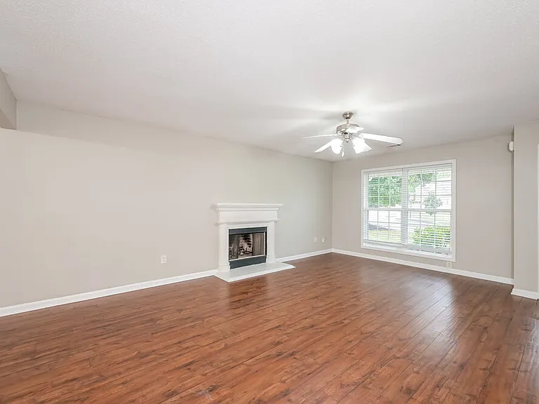 3363 Newtons Crest Cir — Photo 5