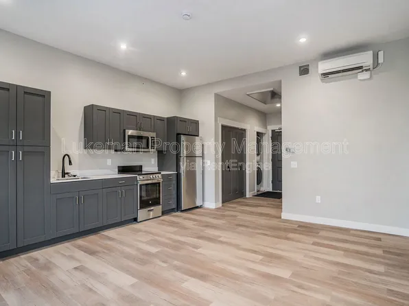 815 N Pitcher St, Kalamazoo, MI