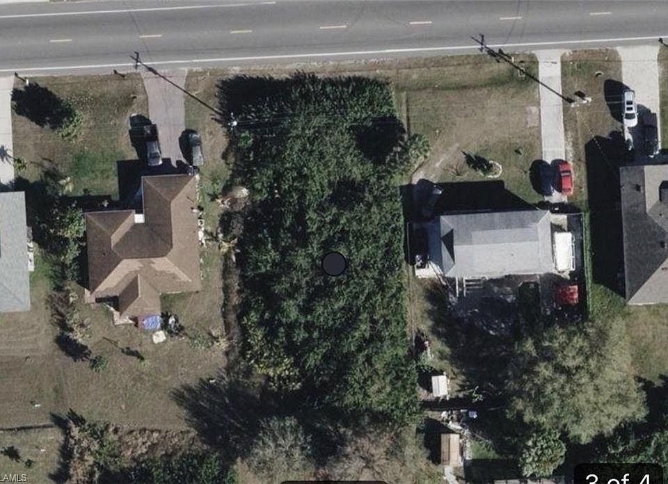 1st image of 3211 23rd ST SW