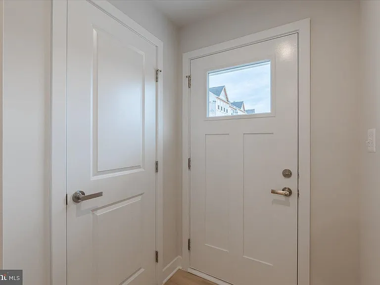 7238 Musca Shire Ln — Photo 3