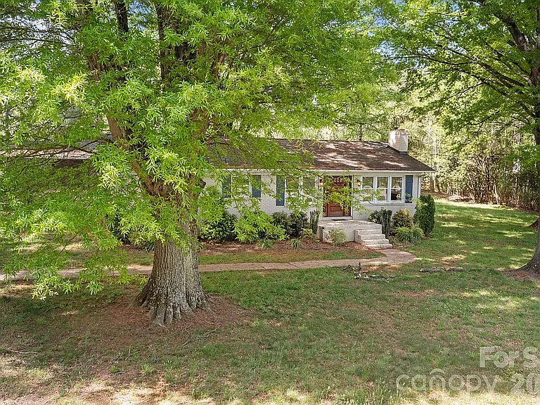 19041 Davidson Concord Rd — Photo 7