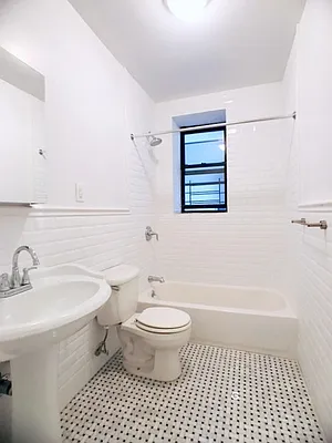 Rented by Corcoran | media 17