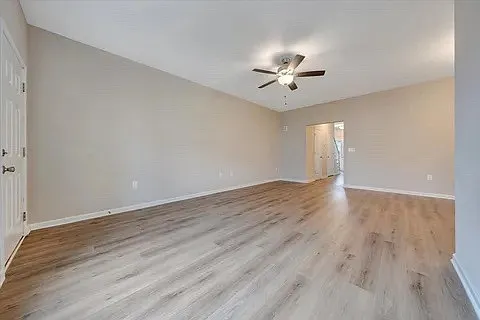 5763 Huntridge Rd — Photo 3