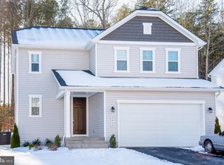 2868 White Tail Dr, Locust Grove, VA 22508