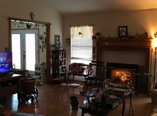 4804 Harkness Ave, Kansas City, MO 64136