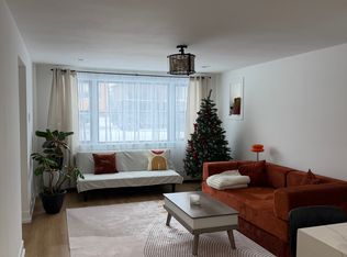 4845 W Roscoe St #P, Chicago, IL 60641