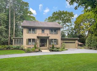 1779 Highland Dr, Freeport, IL 61032