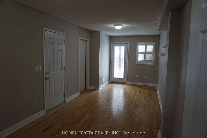 Toronto House for rent - 4 Bedrooms — photo 29