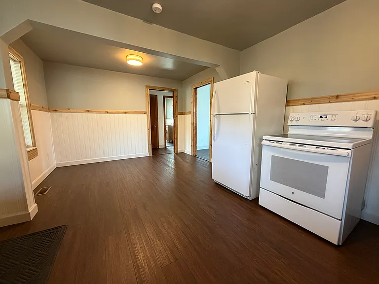 1005 Virginia Ave — Photo 5
