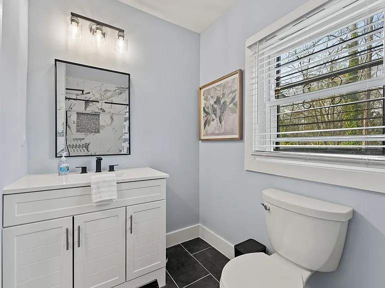 905 Beecher St SW #905 — Photo 28