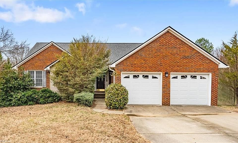 1st image of 6933 Lawrence Farm Ln