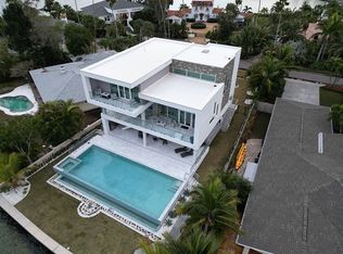 15847 Redington Dr, Redington Beach, FL 33708