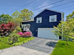 27 Inverness Ave, Worcester, MA 01604