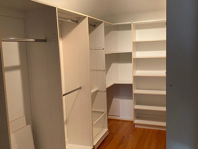 walk in closet 1