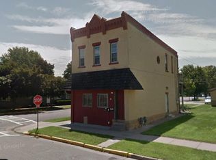 631 E 5th St APT B, Winona, MN 55987