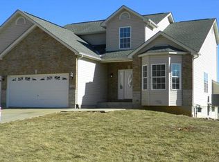 1562 Timber Wolf Dr, Festus, MO 63028
