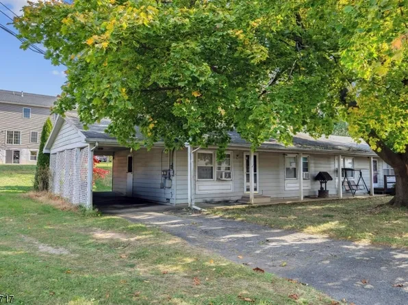 417 S 3rd St, Lopatcong Twp., NJ 08865