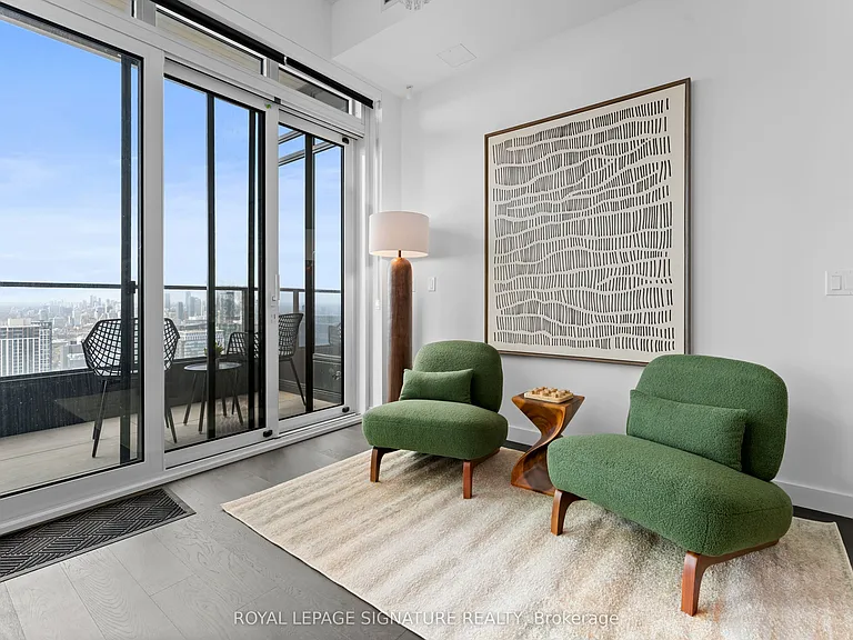 1 Concord Cityplace Way #Penthouse 7001 — Photo 12