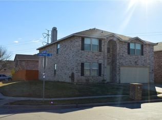 1100 Carthage Way, Arlington, TX 76017