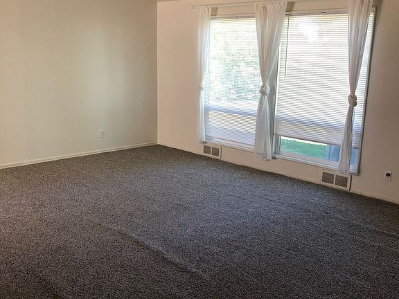 2nd image of 21022104 Lee Blvd #2102