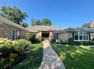 1250 Grove Ct, Lake Forest, IL 60045