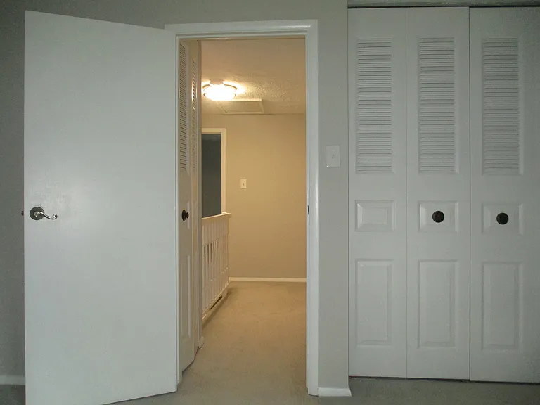 8601 Kenosha Ct — Photo 34