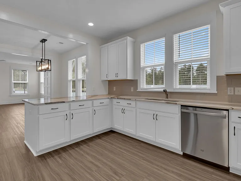 268 Symphony Ave — Photo 28