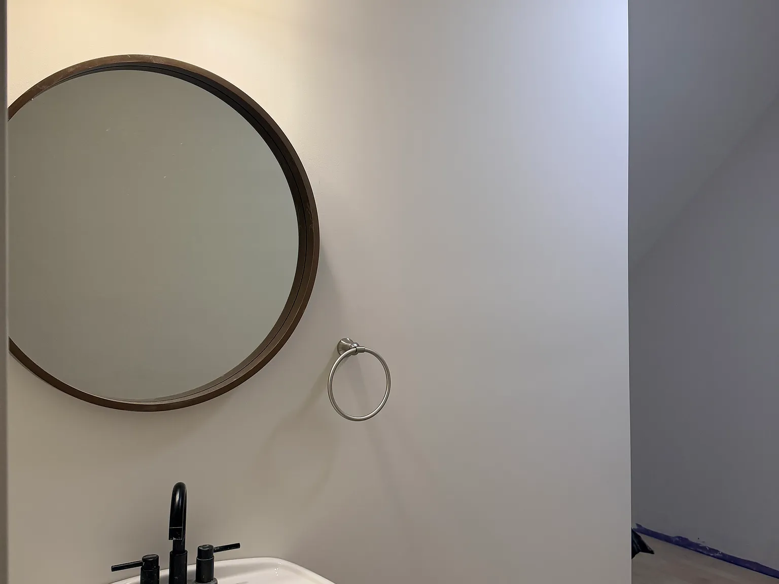 105 Chicago Rd — Photo 3