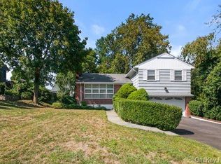 35 Upland St, Port chester, NY 10573