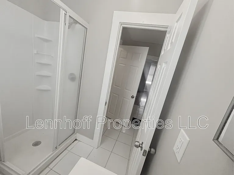 23 Hilton St #1 — Photo 11