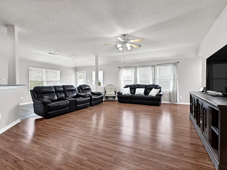 3114 Rendezvous Ct — Photo 11