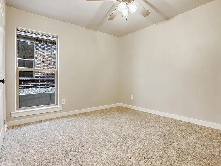 3414 Bryan Ave — Photo 16