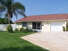 1st image of 122 Christine Dr